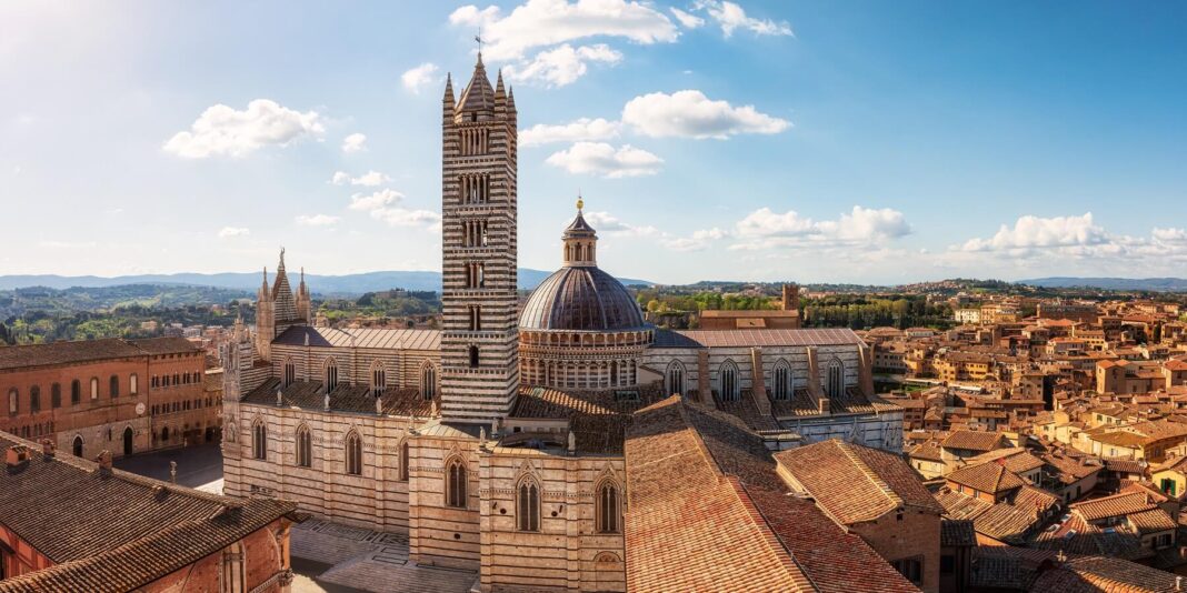 Books on Tuscany - The Top 8 to Inspire Your Italian Adventure