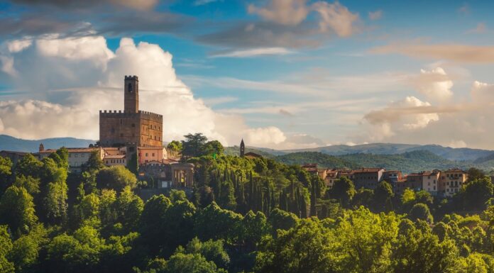 Poppi – Top 5 Must-See Wonders in Tuscany’s Timeless Village The medieval town of Poppi, in Tuscany