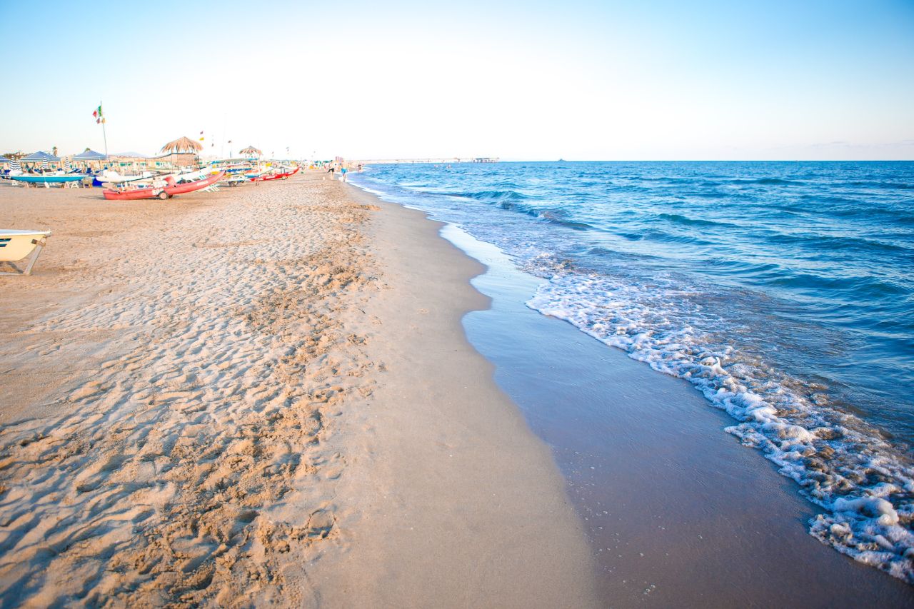 Versillia, located in the north of Tuscany, is famous for having very soft sand