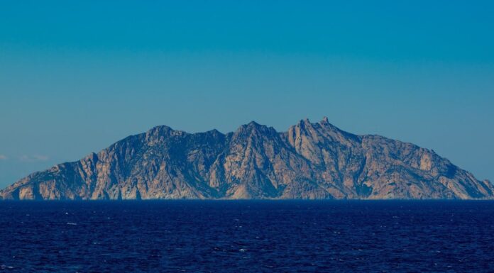 Monte Cristo Island – Visit the Tyrrhenian Sea best-kept Gem Monte Cristo Island