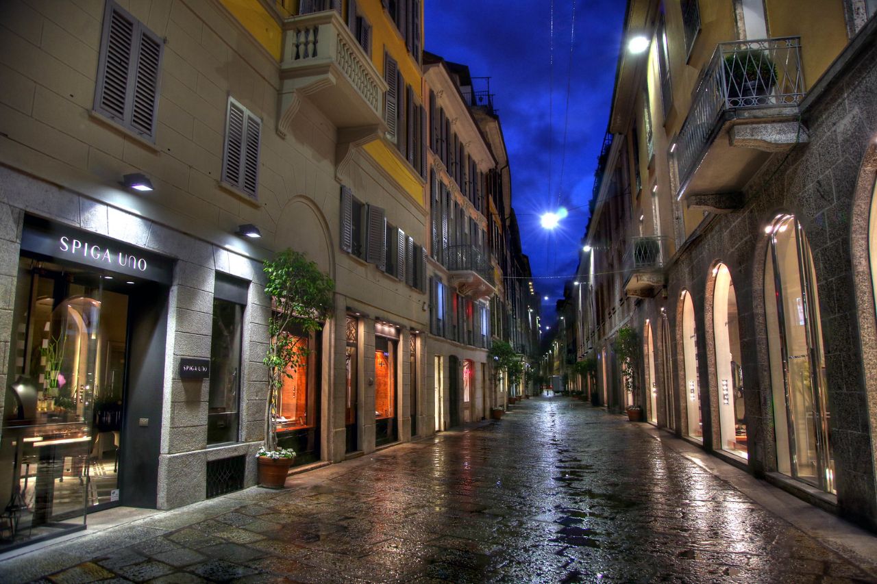 The Via della Spiga, Milan is a busy street with chic brands and designer accessories. 