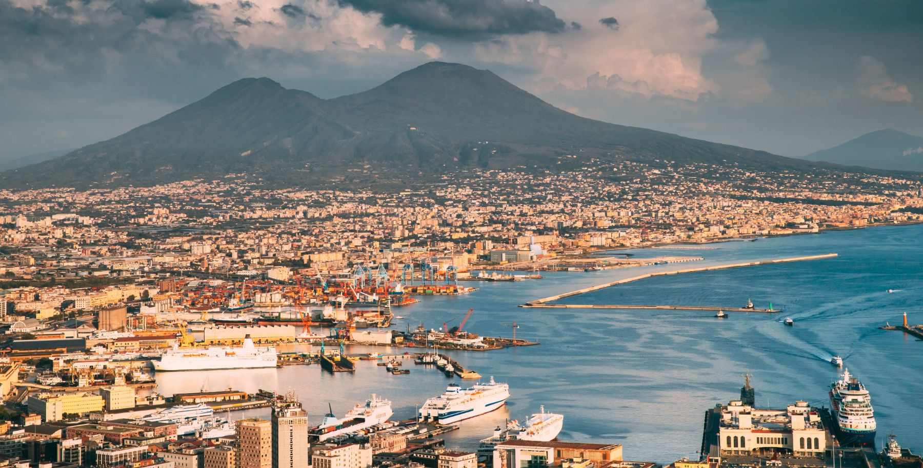 The panoramic view of Naples, one of the most beautiful cities in Italy, should not be missed.