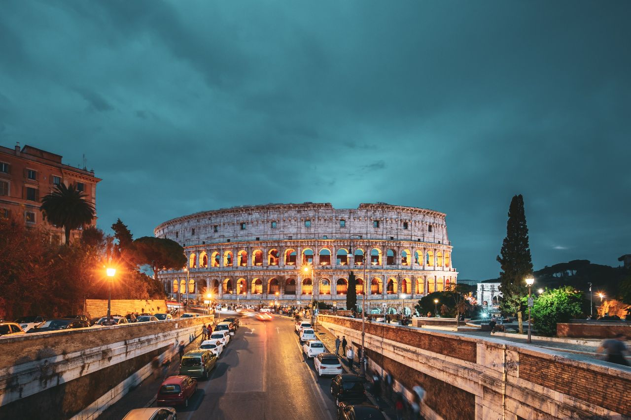Rome, Italy has no parking spaces available for visitors to park their cars