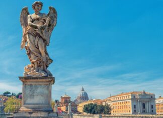 Statues in Italy – Don’t Miss These 20 Famous Must-Sees! Statues in Italy