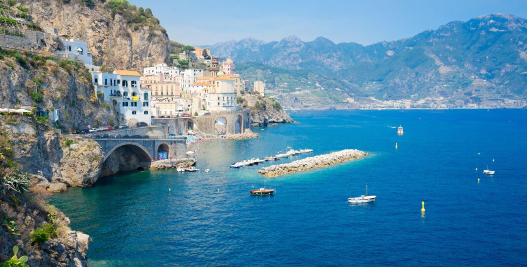 What To Wear Amalfi Coast