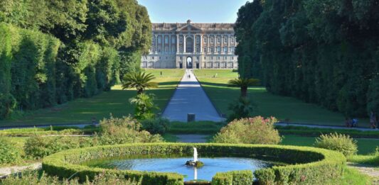 Italian Palaces – 30 Exclusive Royal Residences to Discover Italian Palaces
