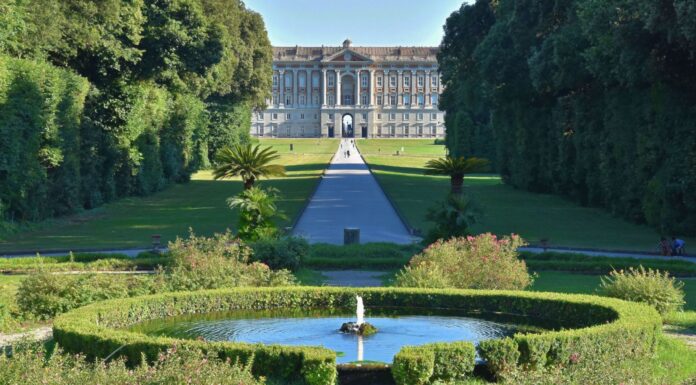 Italian Palaces – 30 Exclusive Royal Residences to Discover Italian Palaces