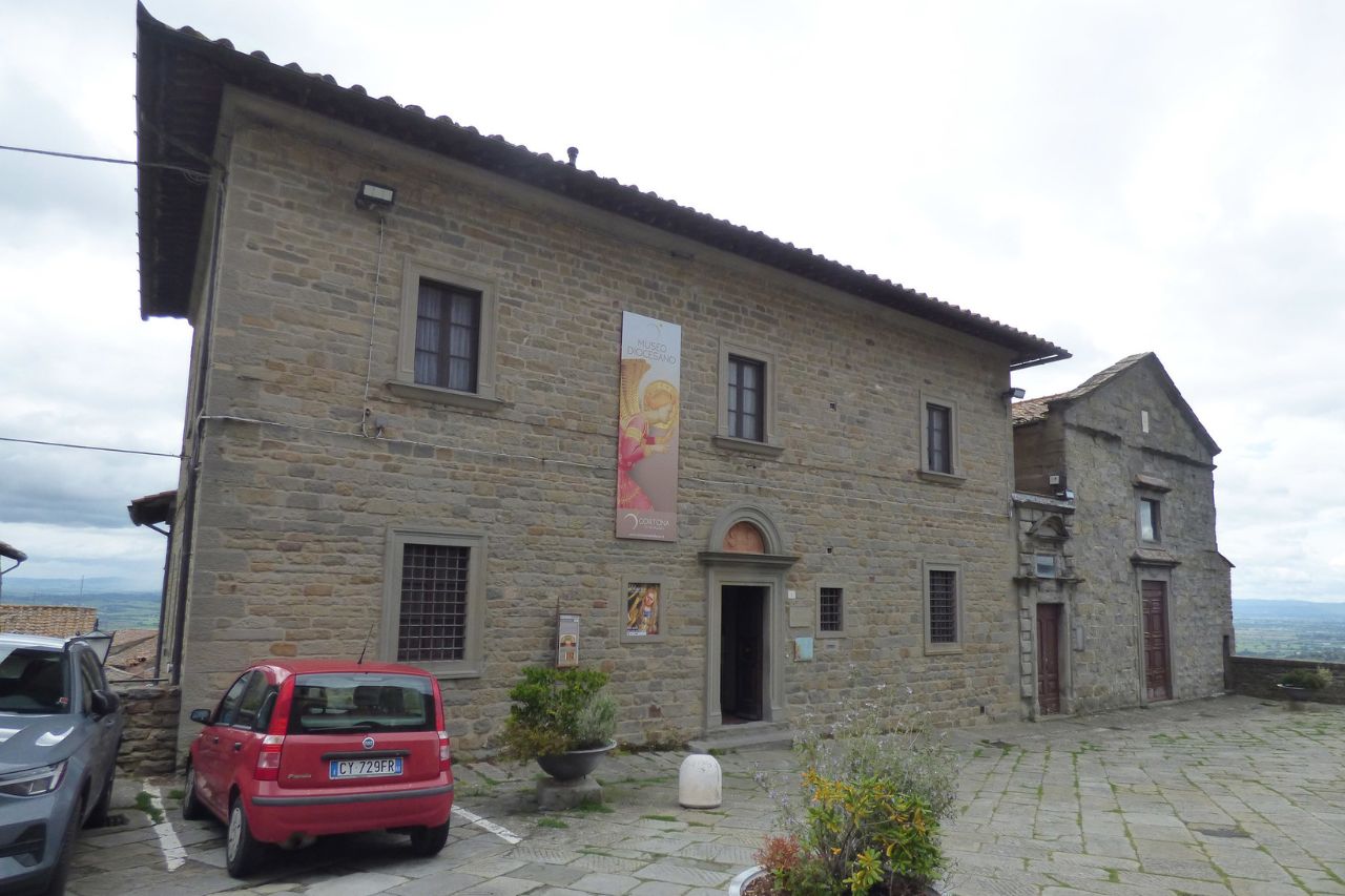 The main entrance of the diocesan museum of Cortona