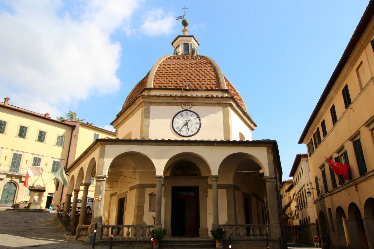 The entrance to the Church of the Madonna del Morbo, in Poppi