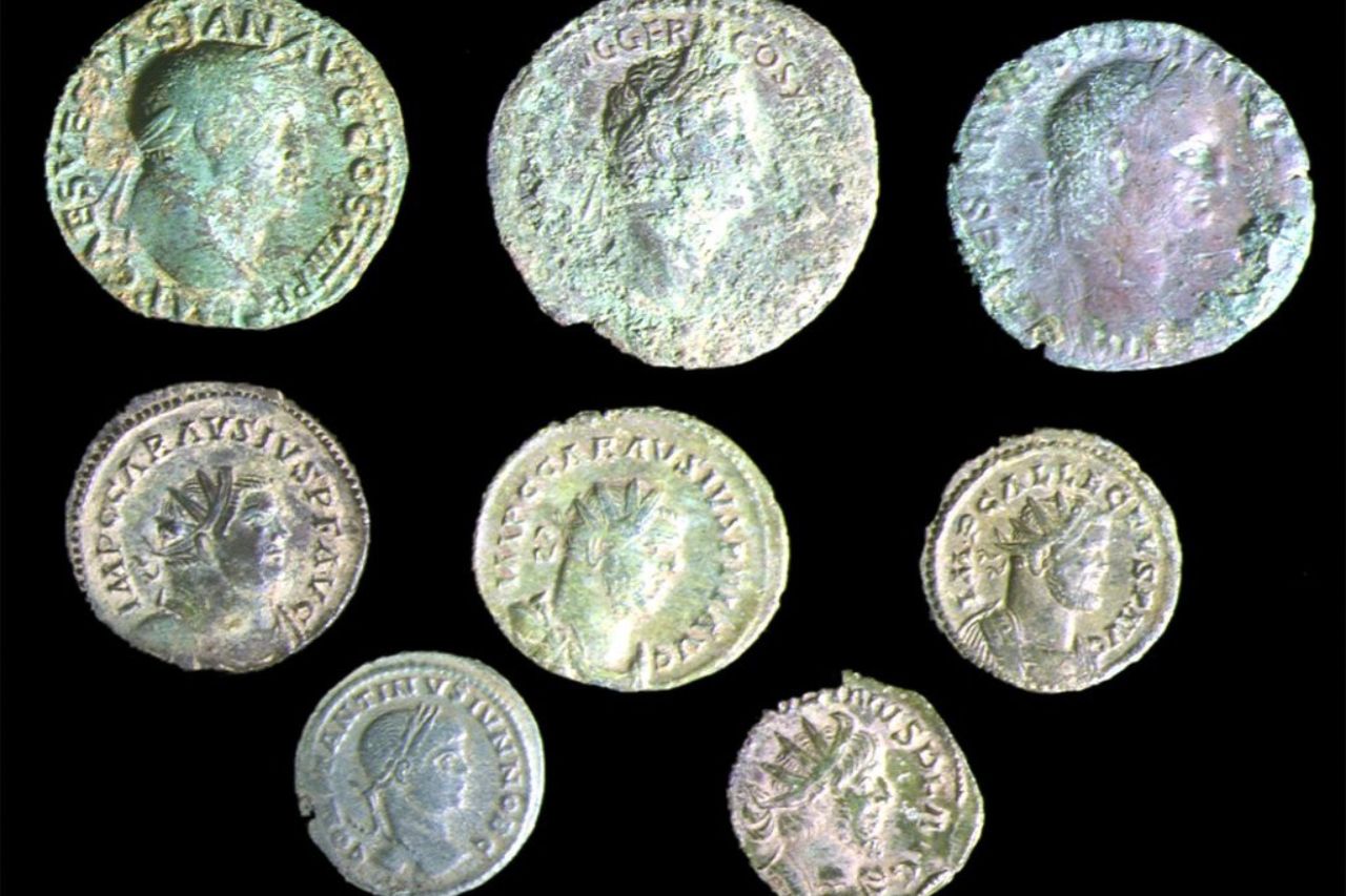 Replicas of ancient Roman coins: ideal product to buy in Rome