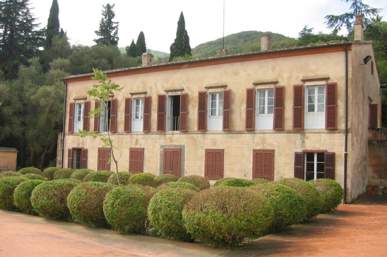 The residence where Napoleon lived when he was in exile on the island of Elba