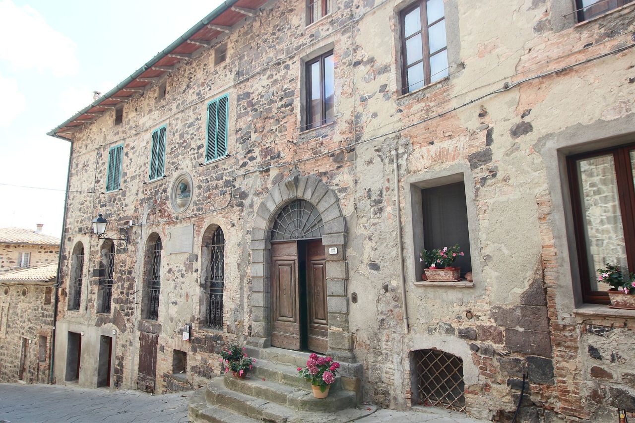 The entrance of Palazzo Lucchini, in Radicofani, Tuscany