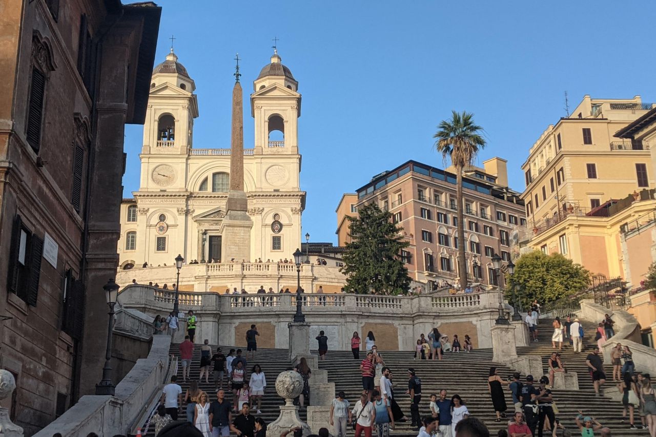 Tourists walk the Spanish steps in Rome, in a 3-day itinerary