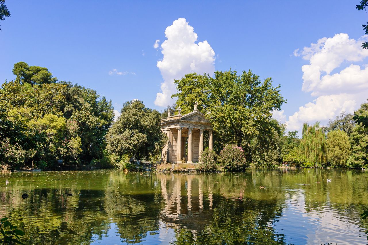 Afternoon ambiance at Villa Borghese, in Rome