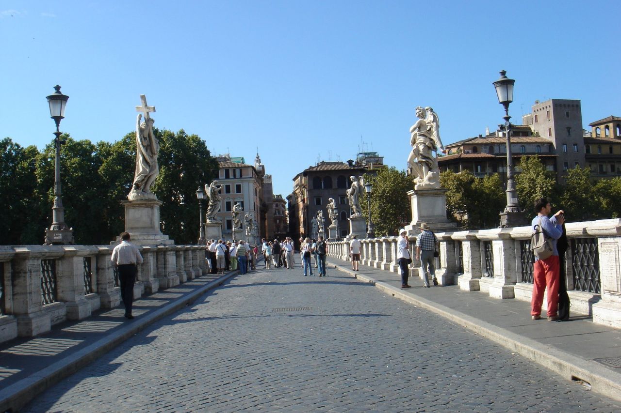 Sant'Angelo Bridge, a picturesque bridge in Rome adorned with angelic sculptures