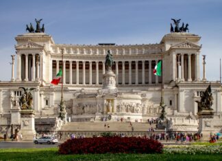 Monuments in Rome – 22 Must-See Gems for History Buffs Monuments in Rome
