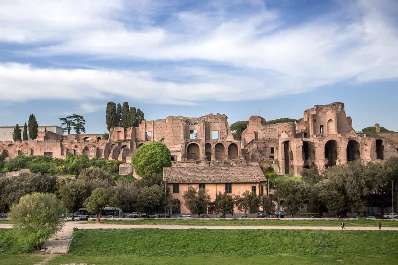 The Circus Maximus in Rome is one of the oldest monuments to visit in the capital