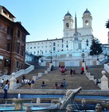 What to Wear in Rome – Where Fashion Meets History What to Wear in Rome