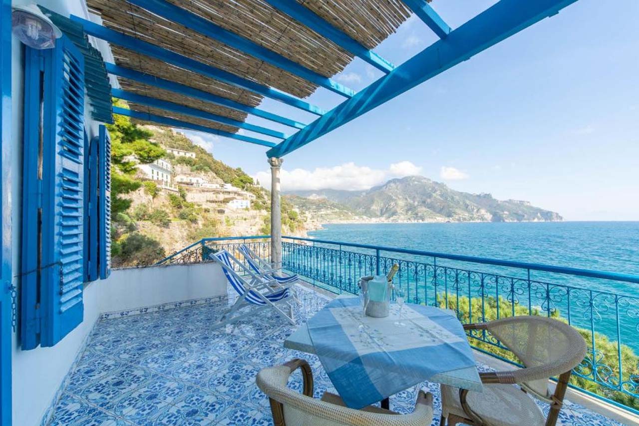A Terrace with breathtaking view in Hotel Villa San Michele, in Ravello