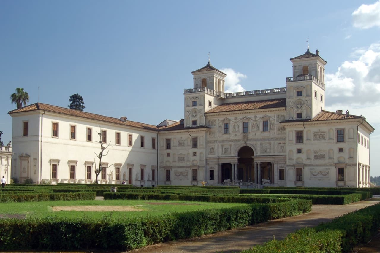 View of the renaissance-style Villa Medici from the outside during daytime