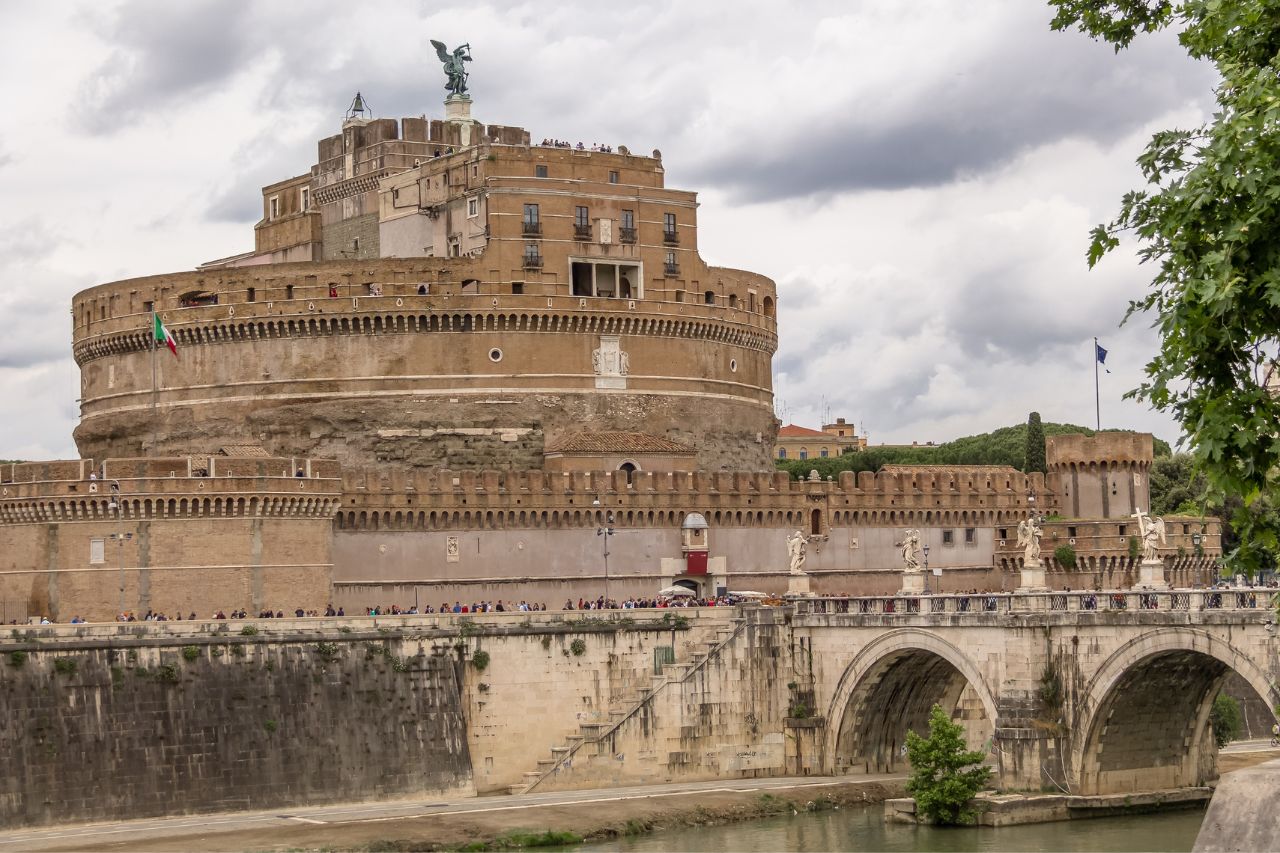 Castel Sant'Angelo is one of the main reasons why Rome is famous