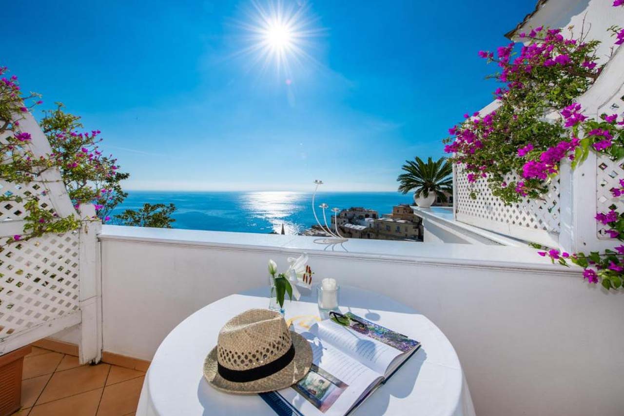 Overlooking the view of the sea from the balcony in Villa Yiara
