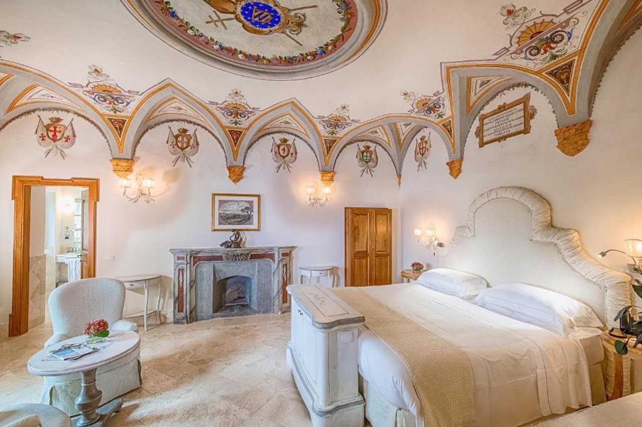 Beautiful luxury room in Monastero Di Cortona Hotel & Spa