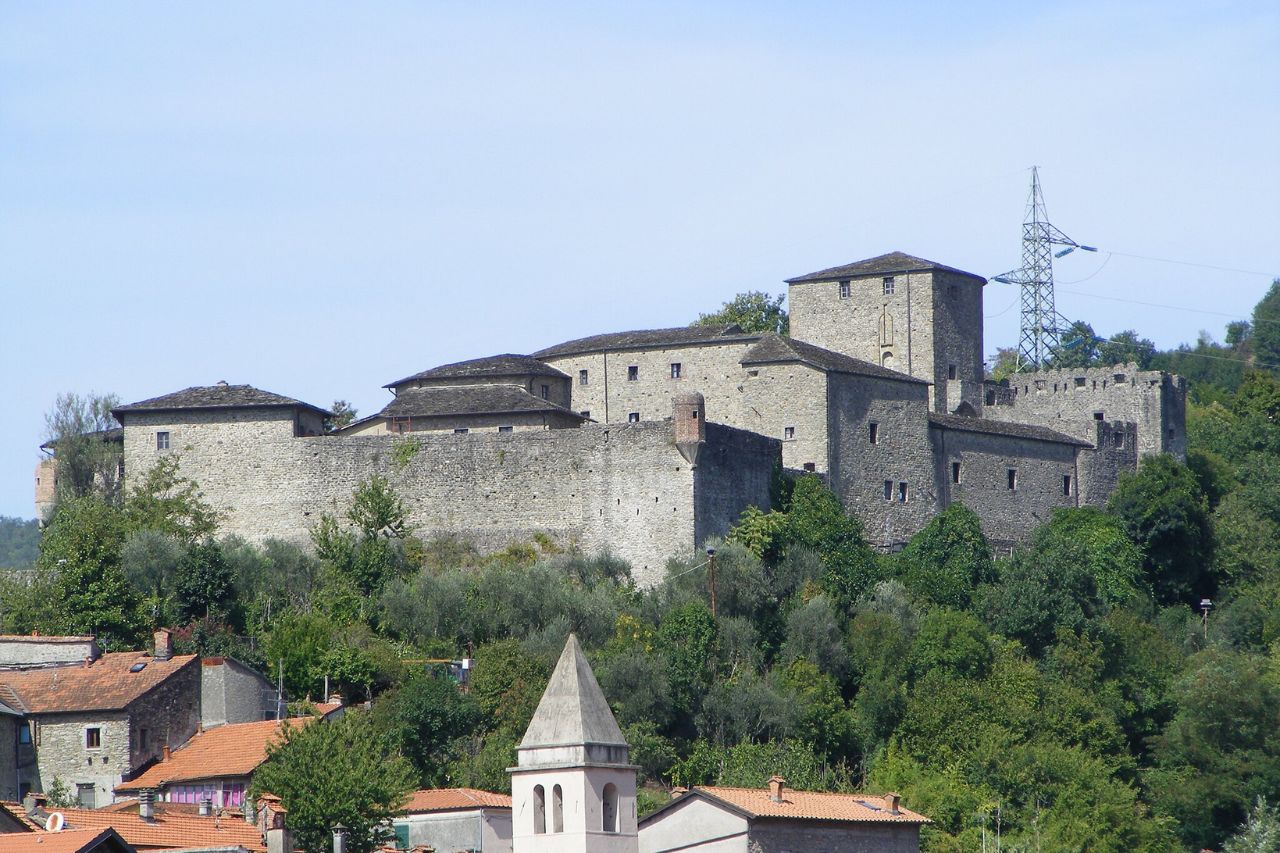 View from the south of the Piagnaro Castle
